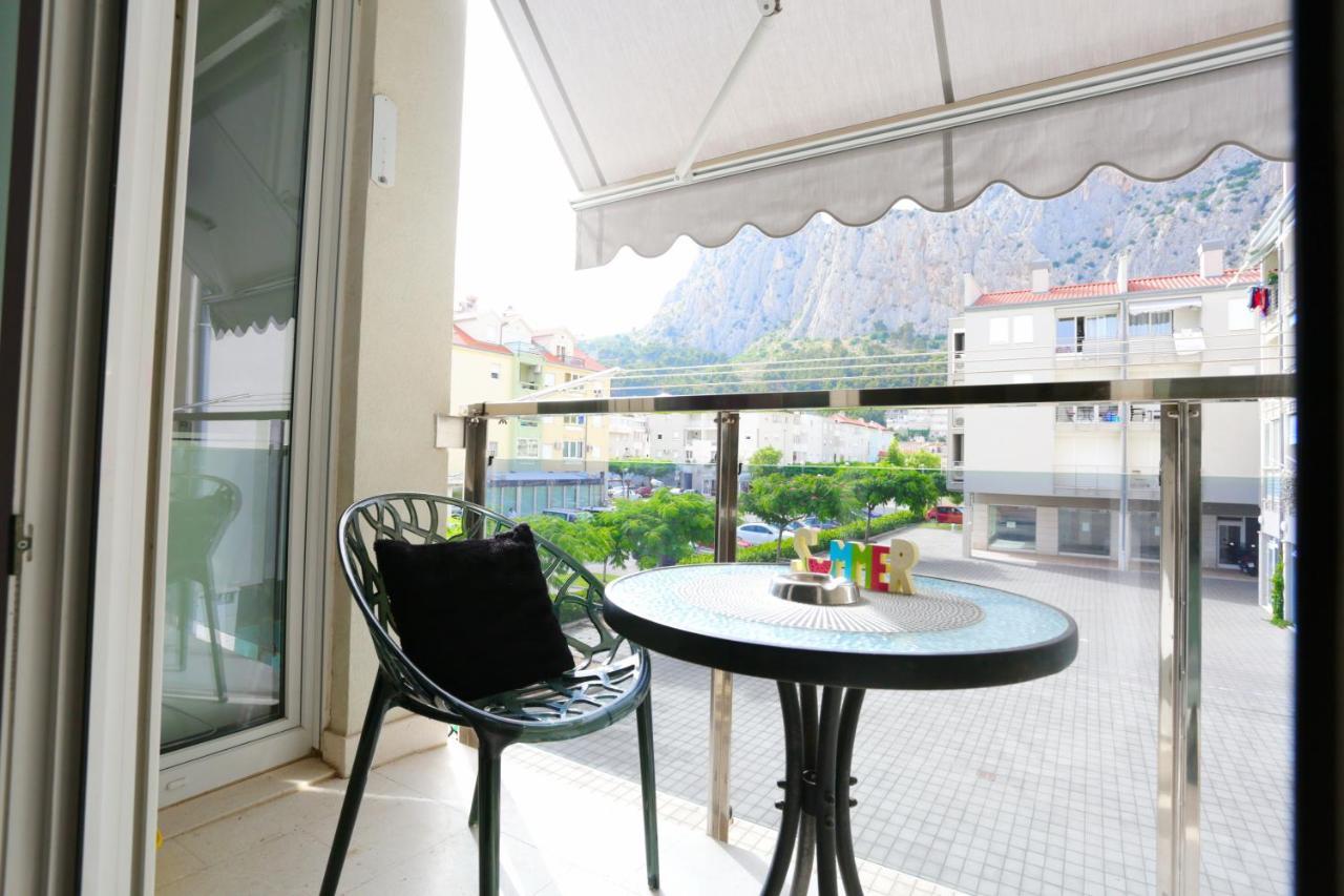 Luxury Family Apartment Omis Exterior photo